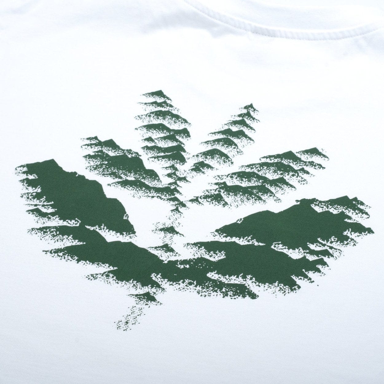 Magenta Skateboards Mountains T-Shirt | White - The Vines Supply Co