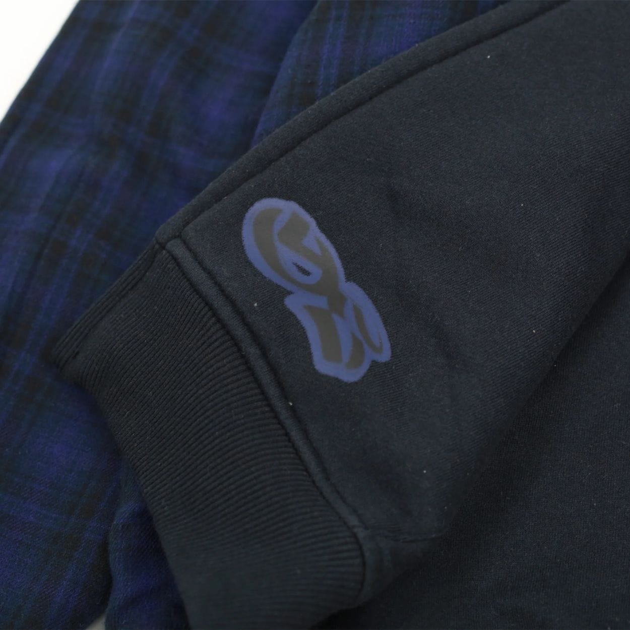 Yardsale Reversible Hoodie | Black & Indigo Blue - The Vines Supply Co